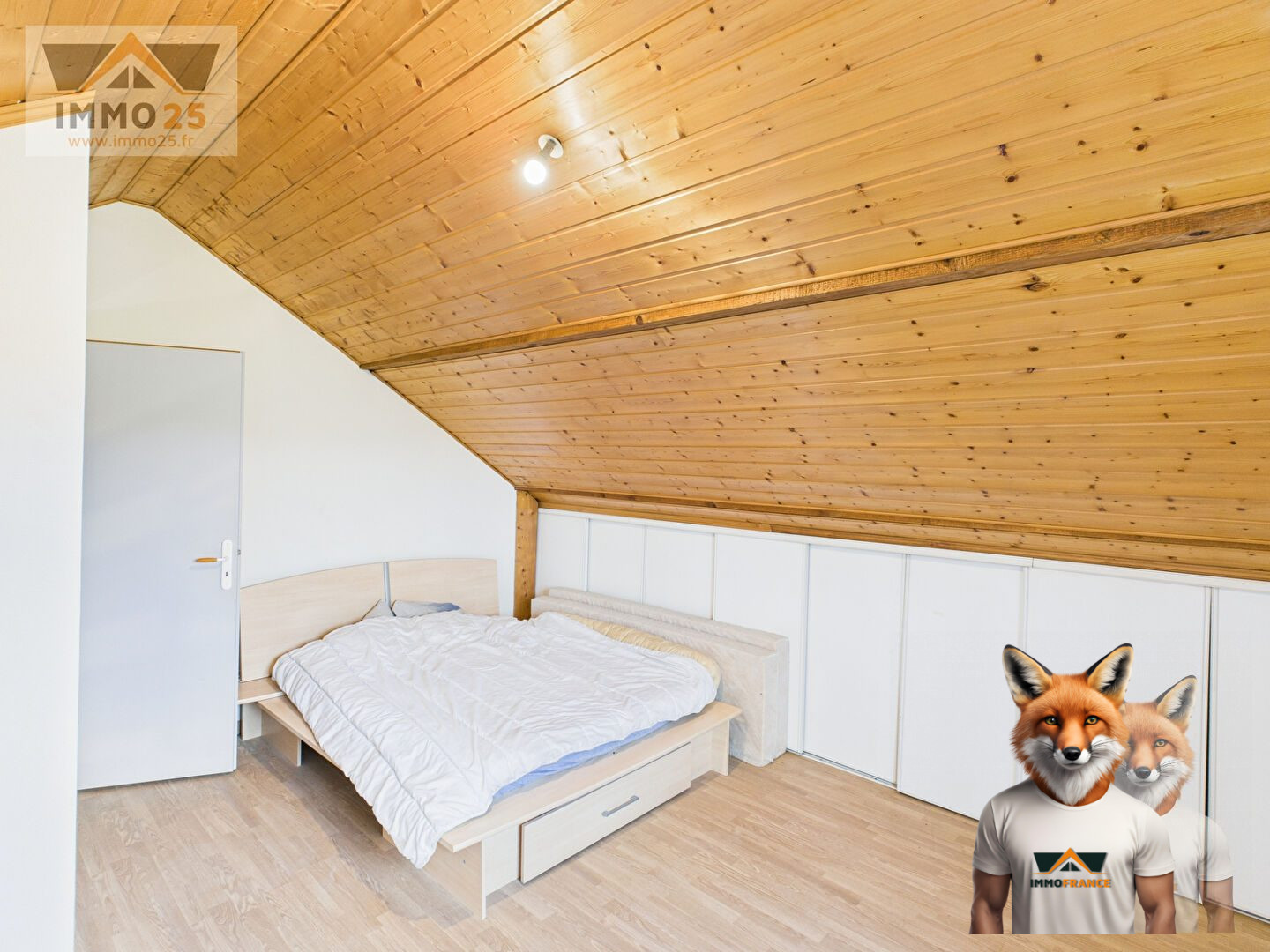 1751894901_VM2174_2_original