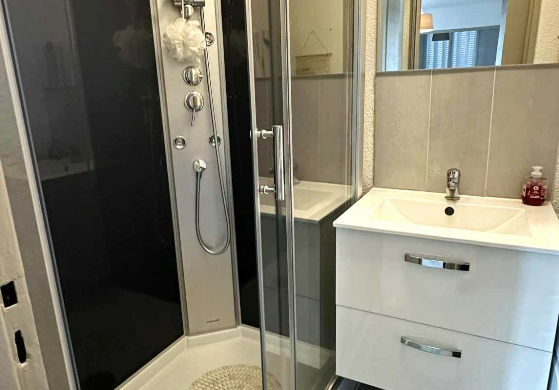 1757681385_VA3748_8_original