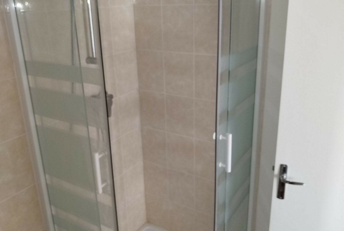 1758016472_LA3751_5_original