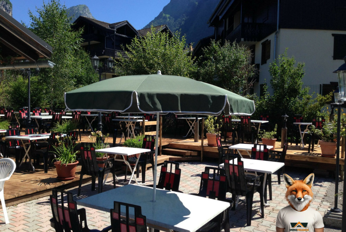 1764604452_VM2414_2_original