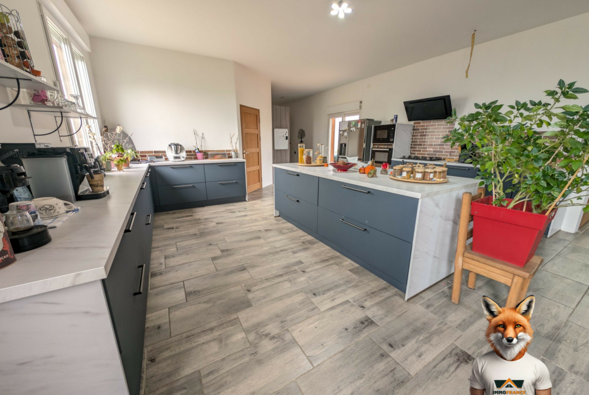 1765211649_VM2405_6_original