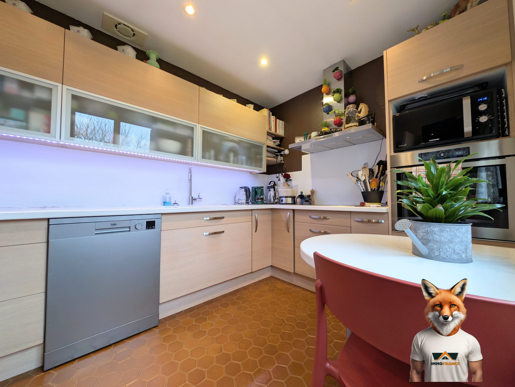 1765280883_VM2432_1_original