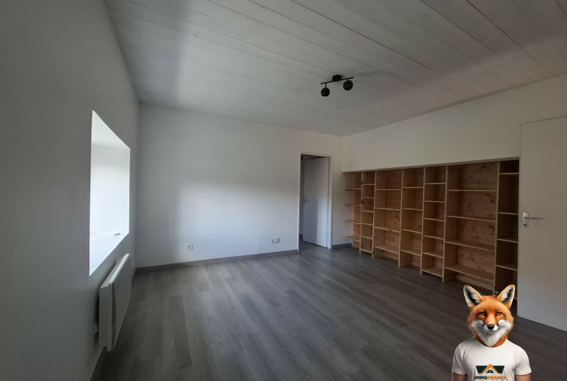 1763571530_VM2104_19_original