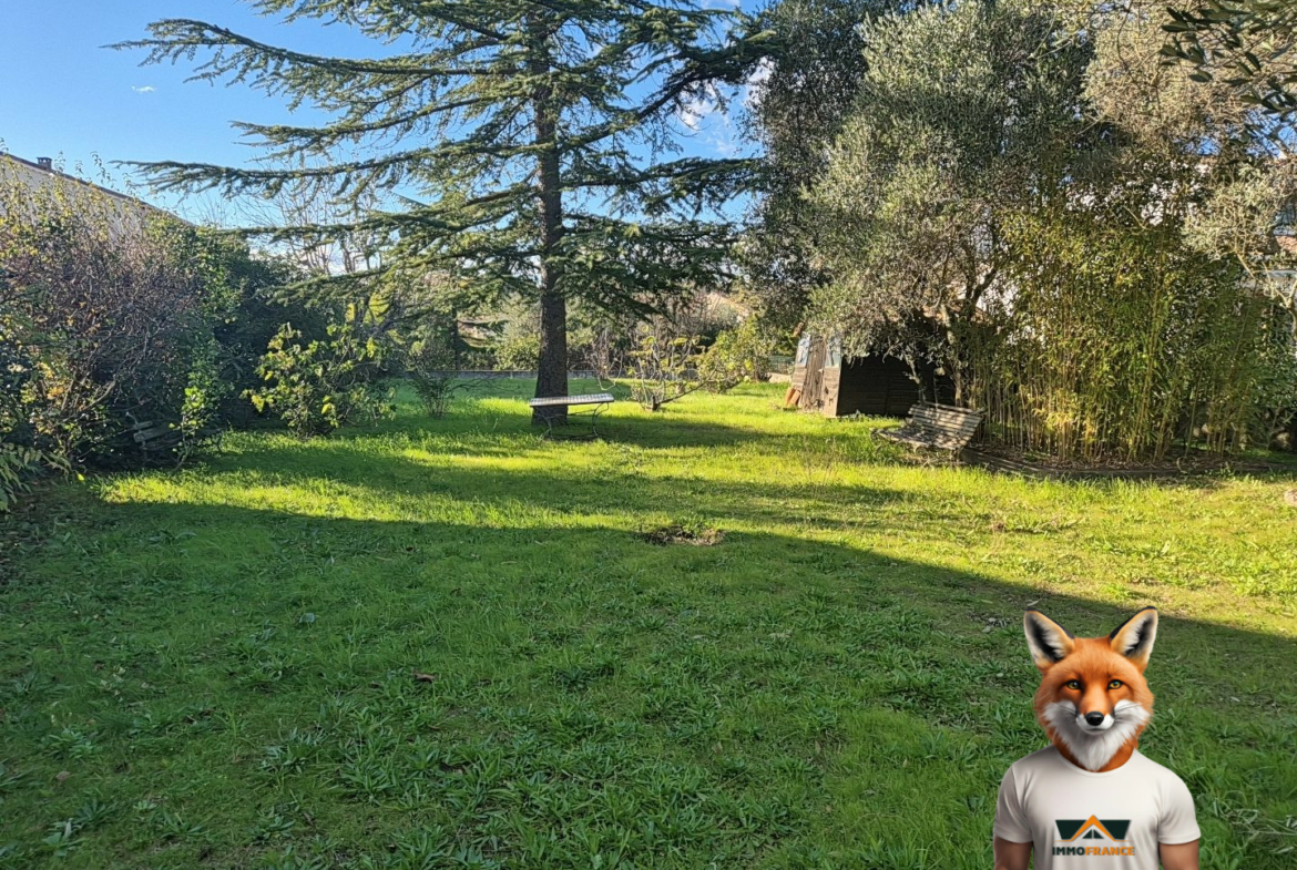 1765551985_VM2437_22_original