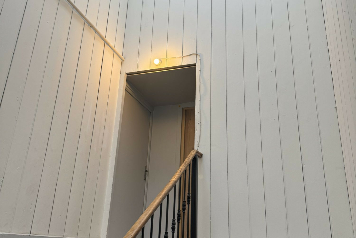 1768396537_VA3879_4_original