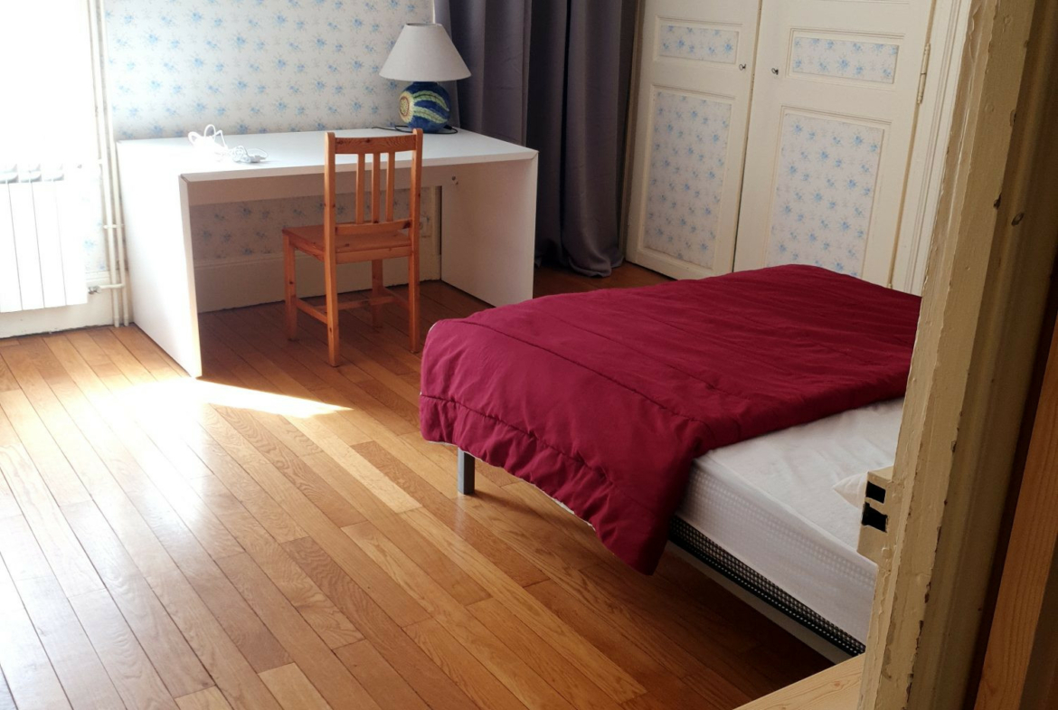 1757600373_VM2118_7_original