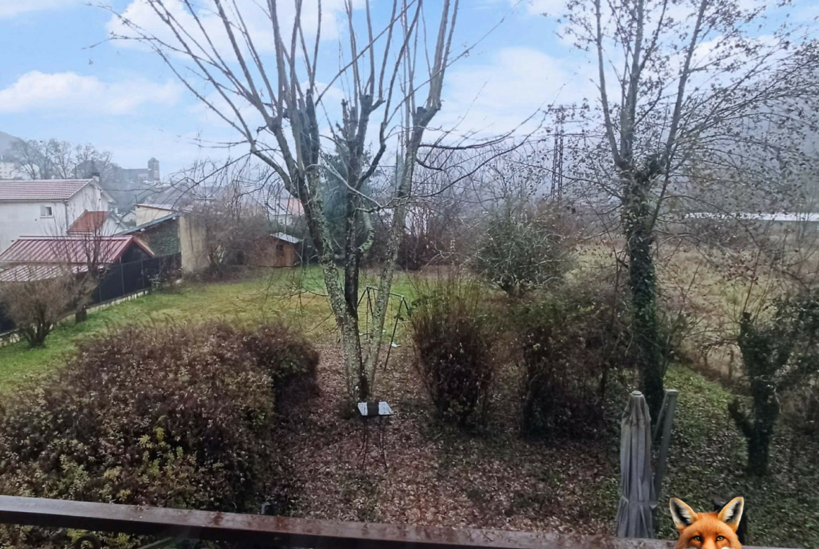 1766559770_VM2420_13_original