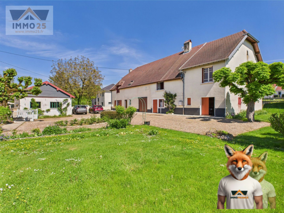 Maison Familiale de 266 m² et ses 27 ares de terrain plat au calme