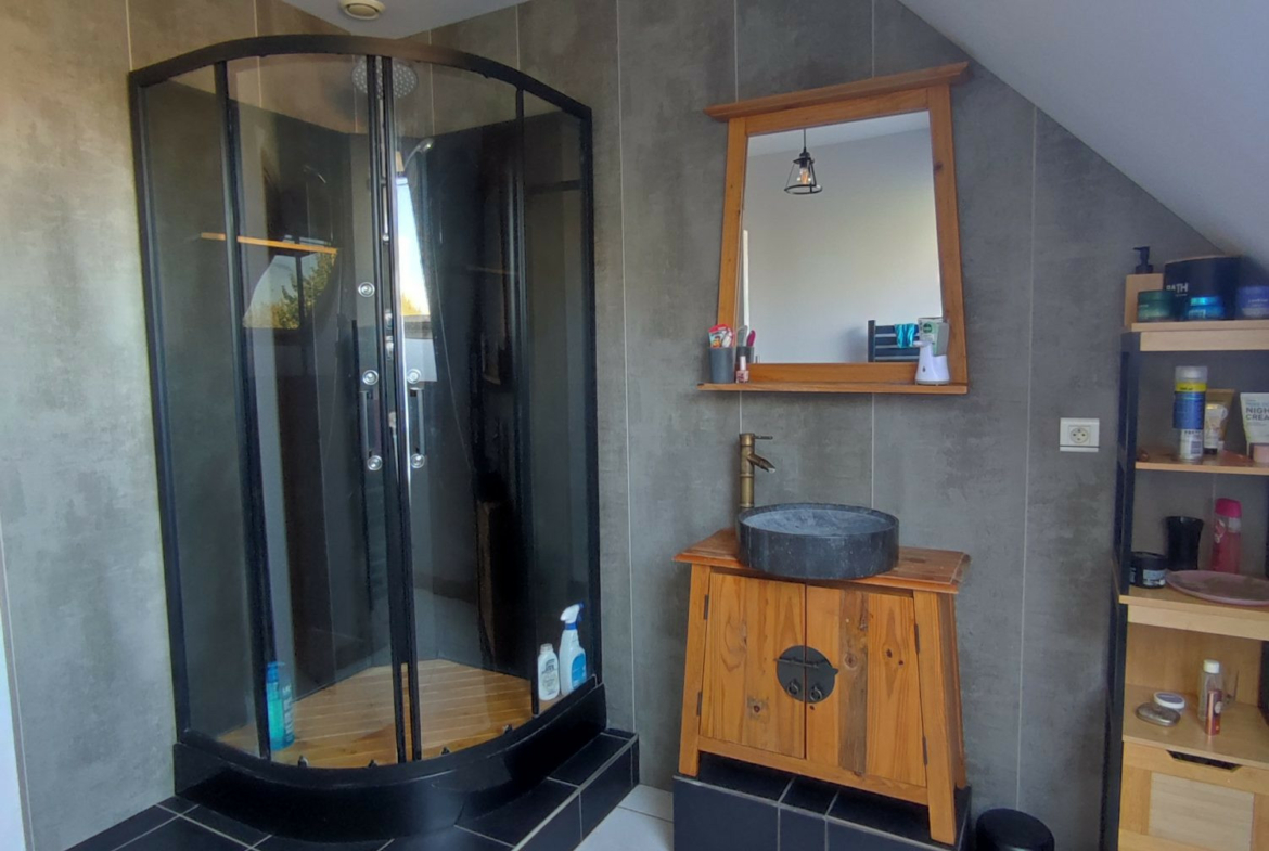 1758205191_VM2303_9_original