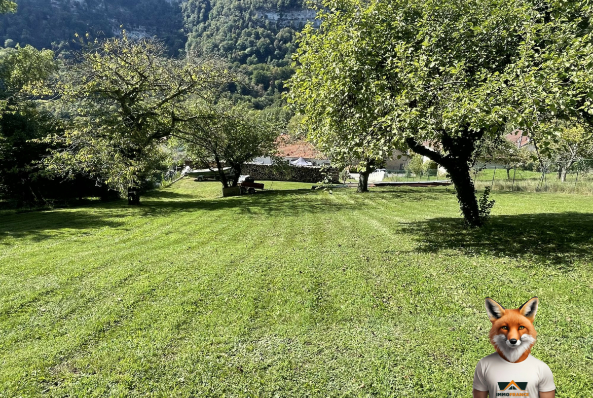 1758719619_VM2330_8_original