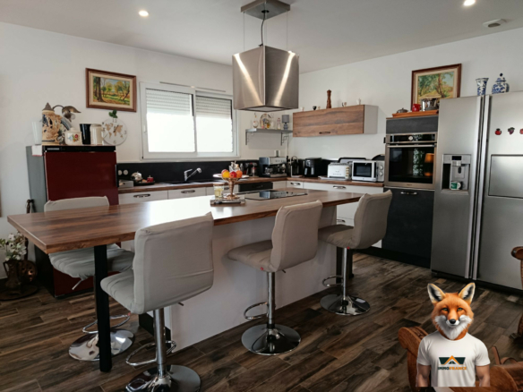 Maison Plain-pied T6 récente de 125 m² avec Terrasse et Jardin