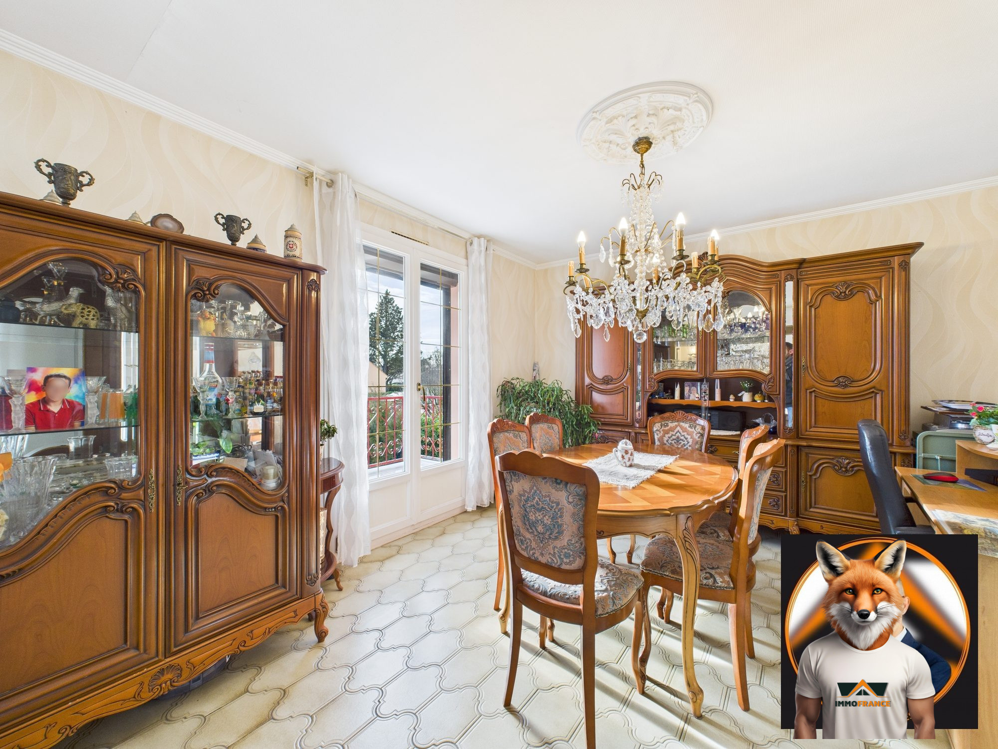 1770654096_VM2347_22_original