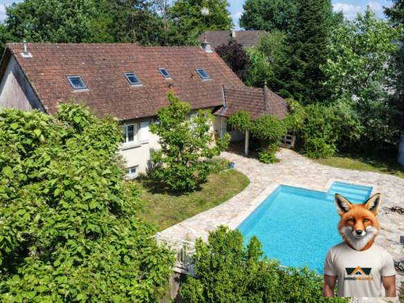 Maison familiale avec piscine chauffée – 230m² habitables sur 2693m² – proche Dole
