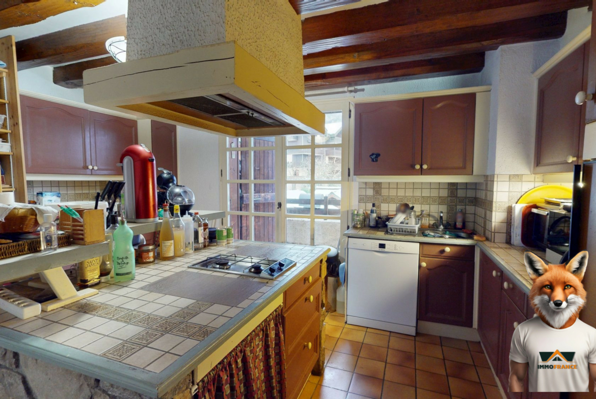 1764604655_VM2414_16_original