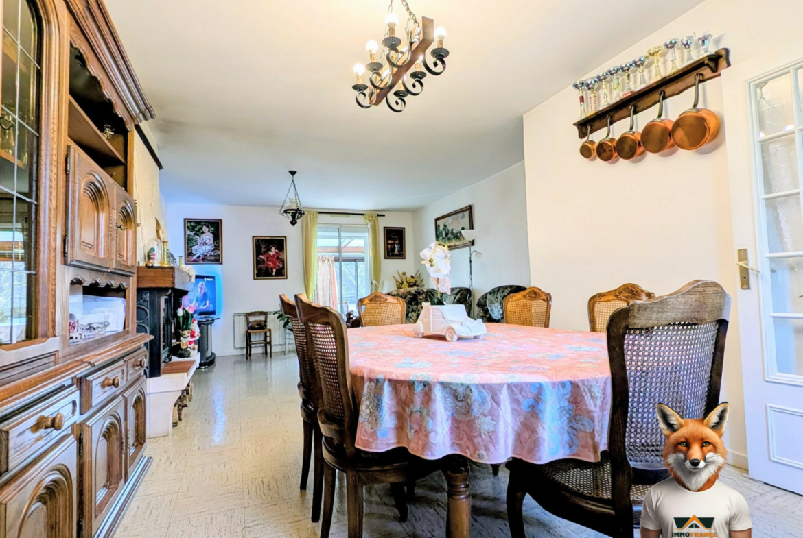 1765280901_VM2432_12_original