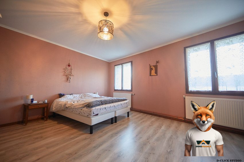 1772125215_VM2543_3_original