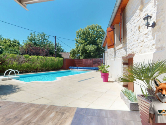 Maison de caractère en pierre avec piscine – 191 m² habitables