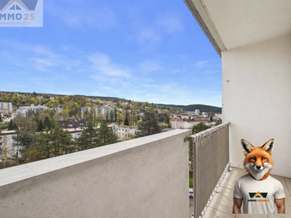 Appartement T3 au 8ème étage avec ascenseur, tram au pied de la résidence