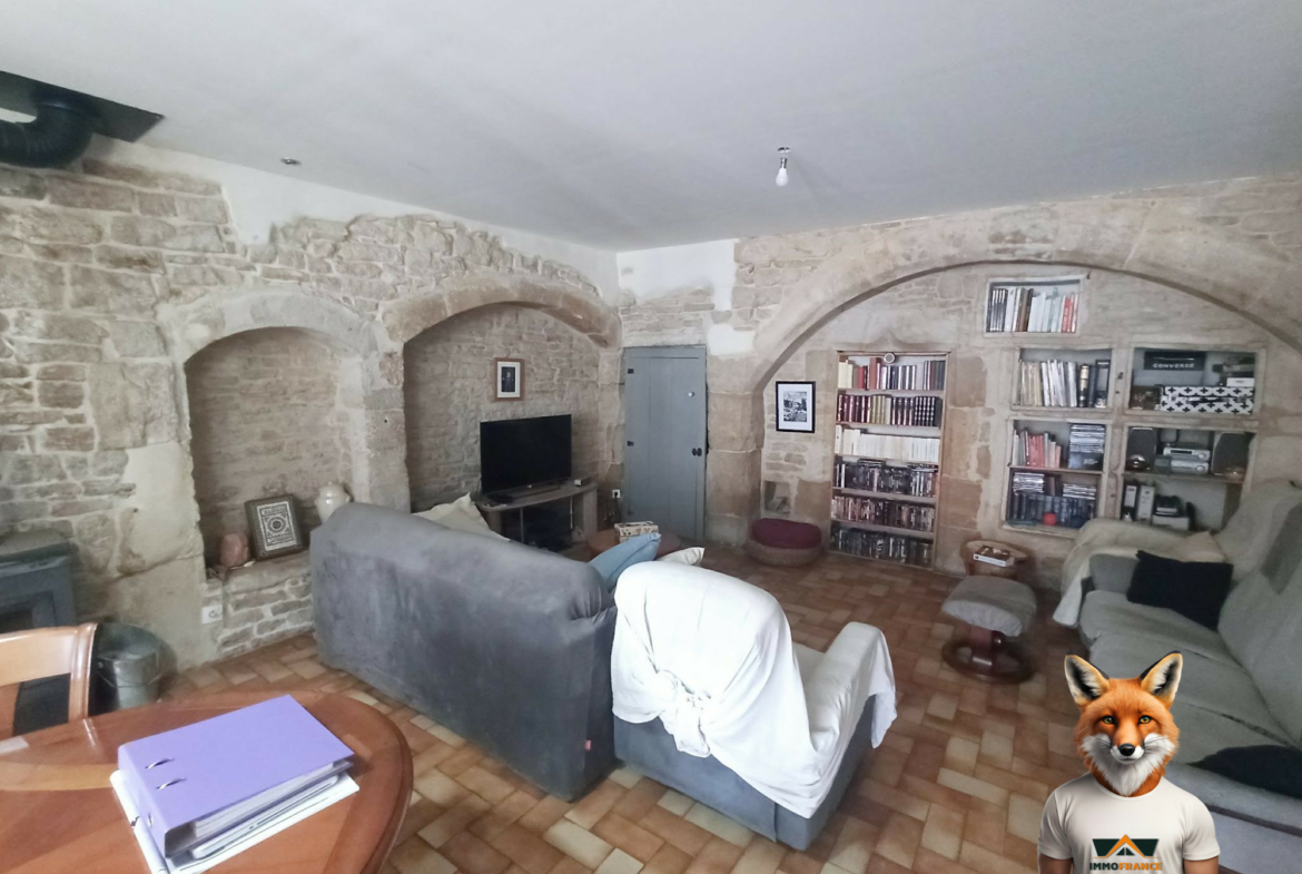 1775886965_VM2642_3_original