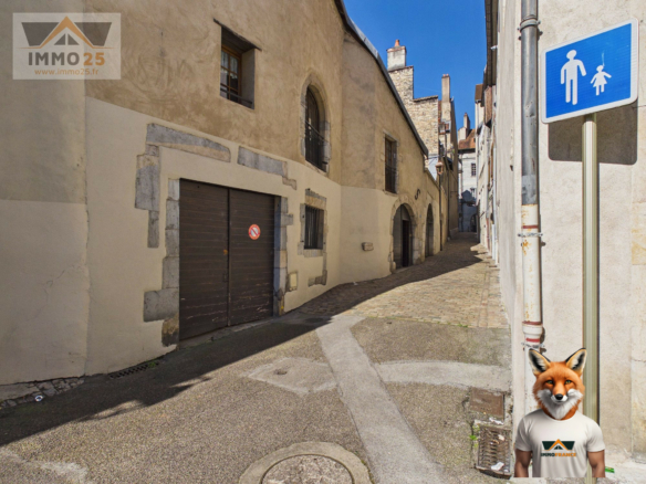 Maison du XVIIe siècle au cœur de Besançon