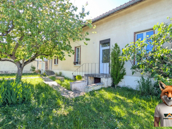 Maison de ville avec jardin et garage