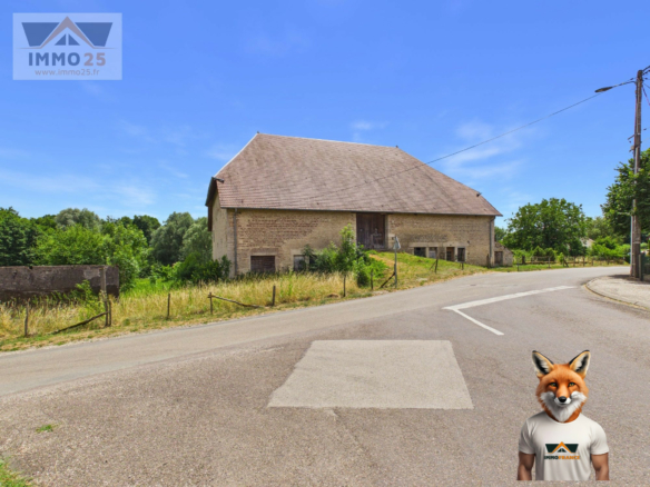 Ferme de 925 m² sur 1,7 ha