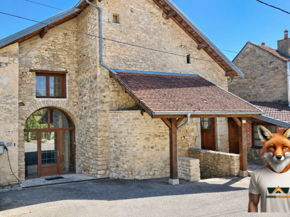 MASSIF DE LA SERRE – GREDISANS – Maison de caractère de 243 m²